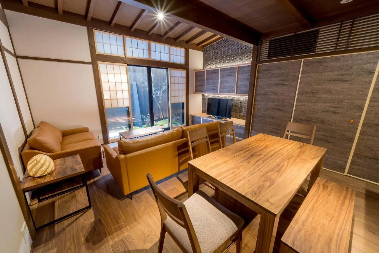 Resi Stay Villa Silktree Kyoto 0*,  Japan