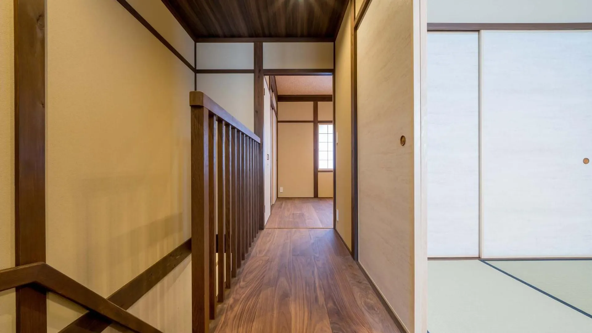 Resi Stay Villa Silktree contacts